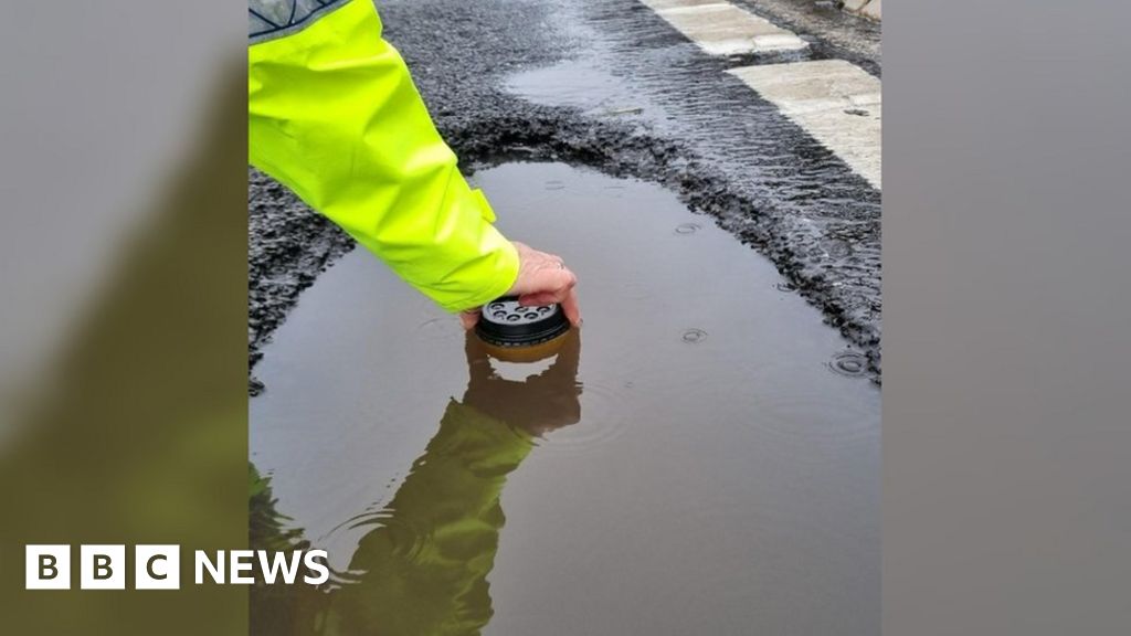 Goole M62 Ouse Bridge westbound reopens after heavy rain causes