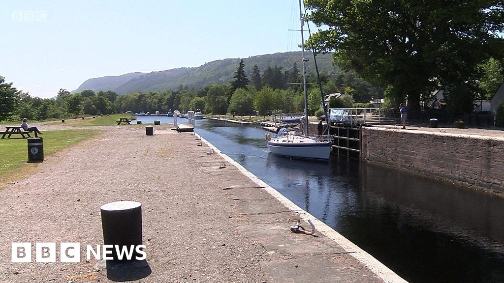 Caledonian Canal closes for repairs