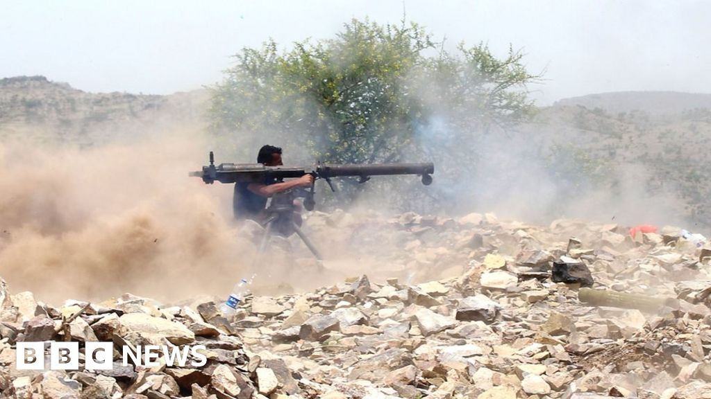 'Air strikes' in Yemen kill at least 20