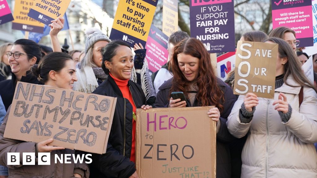 Patients told to expect widespread disruption as nurses strike