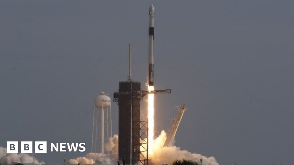 SpaceX completes emergency crew escape manoeuvre - BBC News