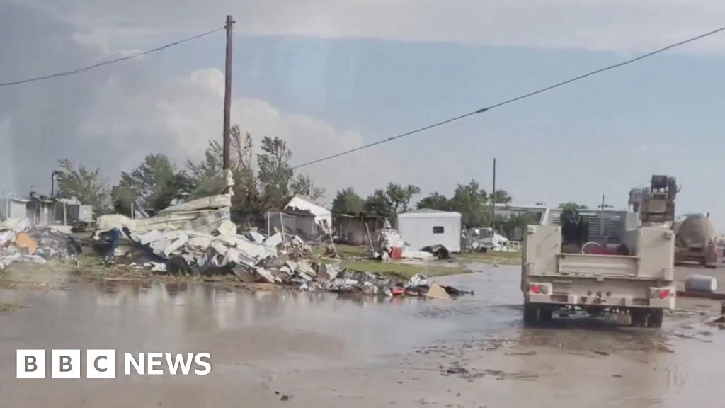 Uragano Periton: tre morti e decine di feriti in Texas