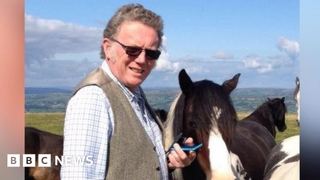 Welcome to Wrexham: Busking farmer in Disney+ documentary