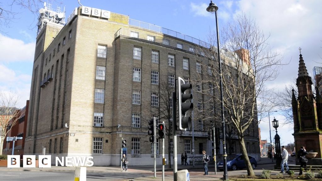 BBC NI NUJ members to continue strike on Election Day