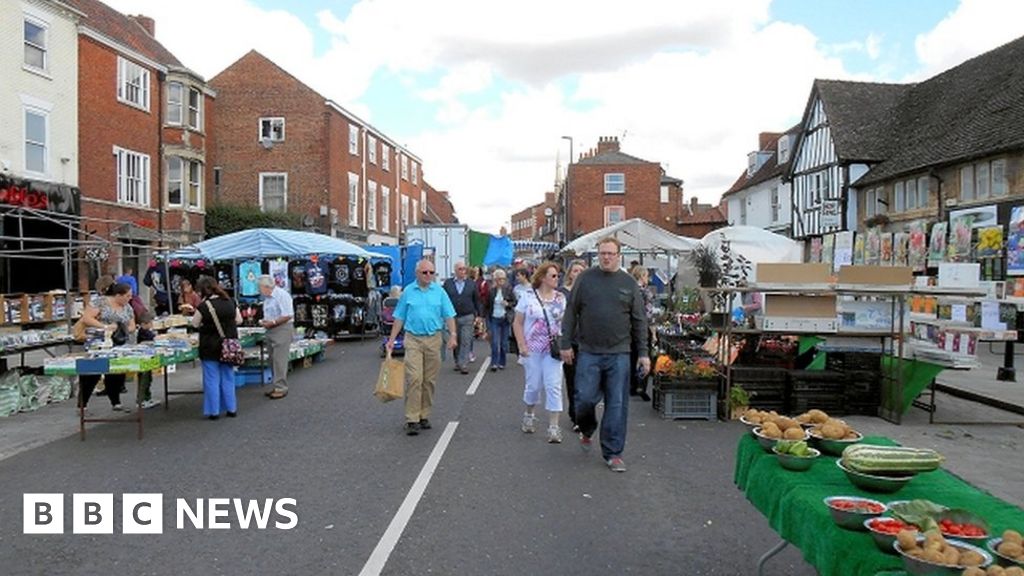 Grantham Future of lossmaking market under scrutiny BBC News