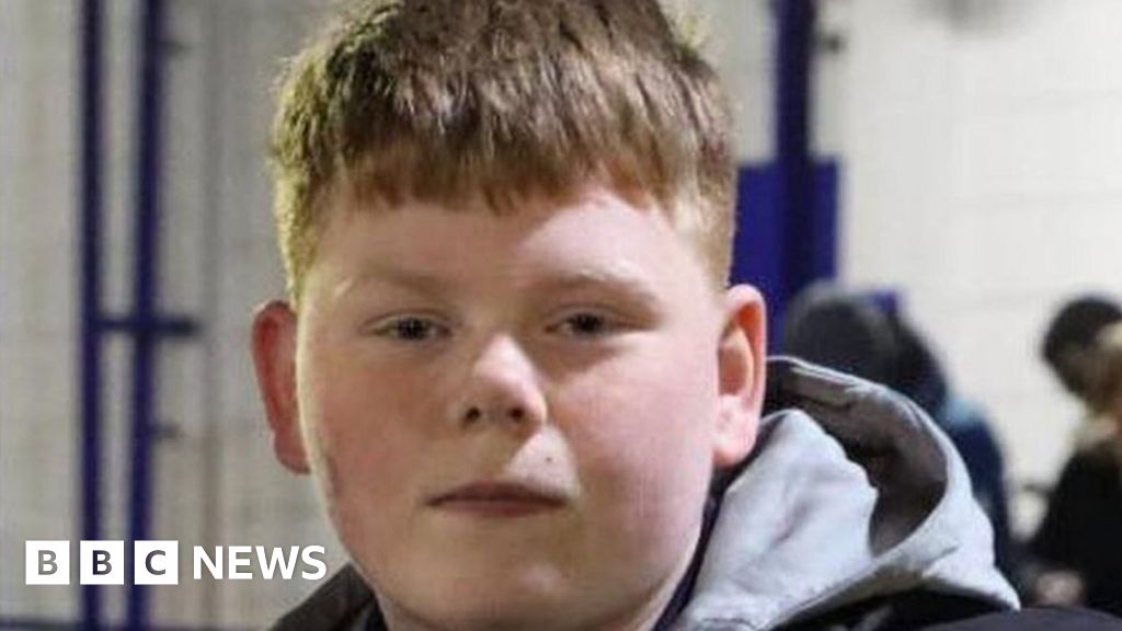 Alfie Lewis murder-accused stood over boy and stabbed him - court