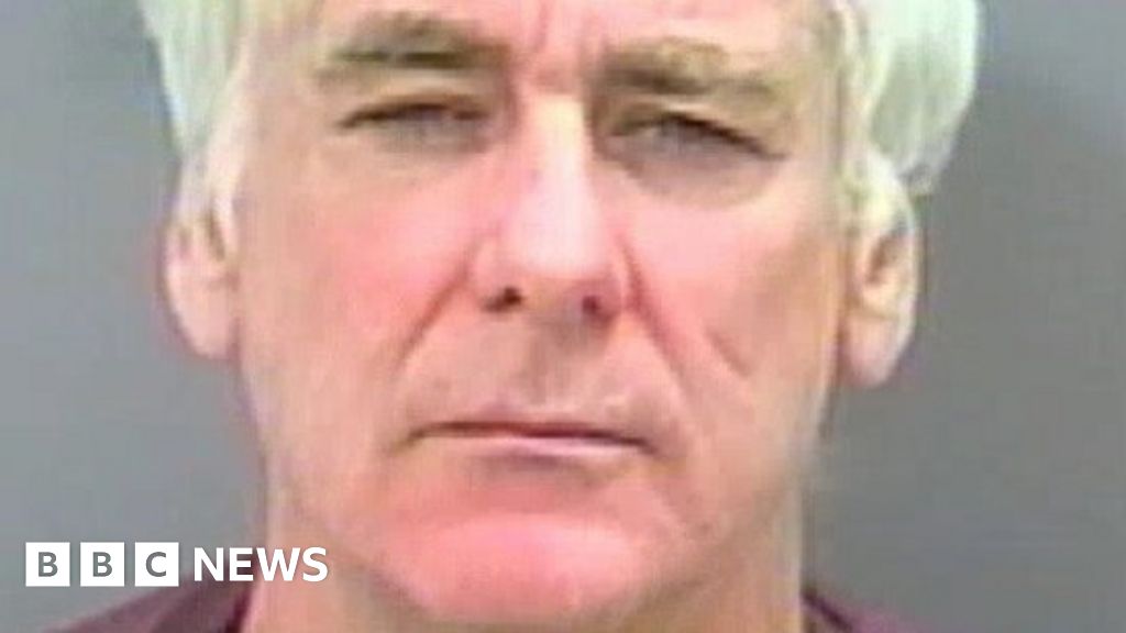 Missing Sex Offender David Chadwick Hands Himself In Bbc News 3873