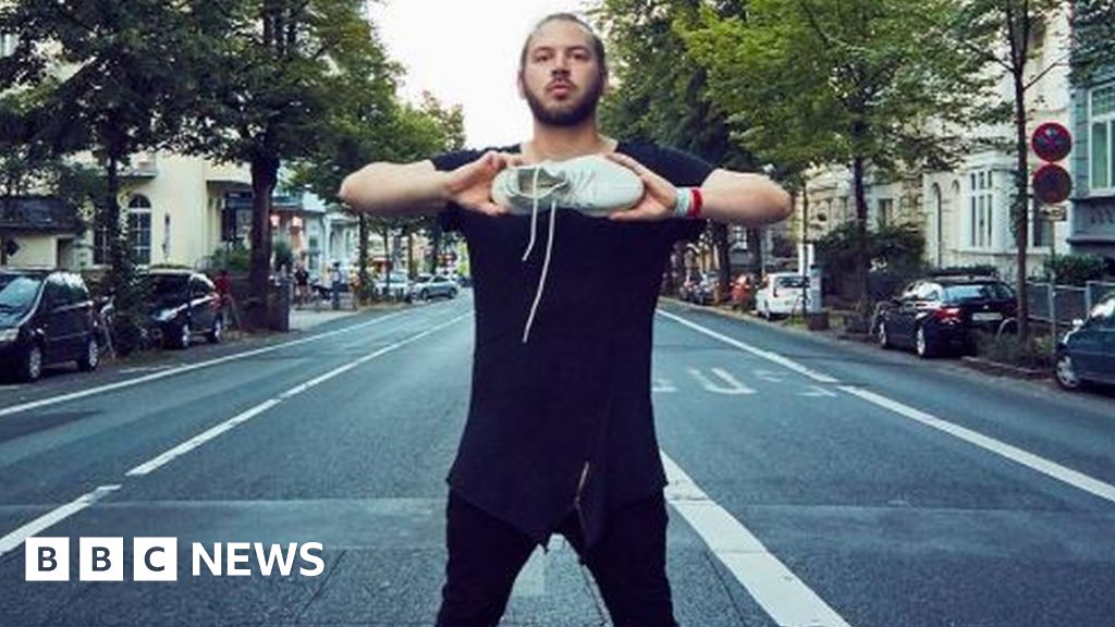 yeezy sale instagram