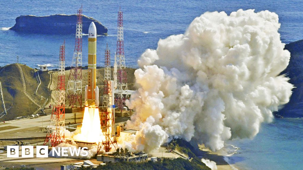 Japan forces H3 rocket to self-destruct after failed launch