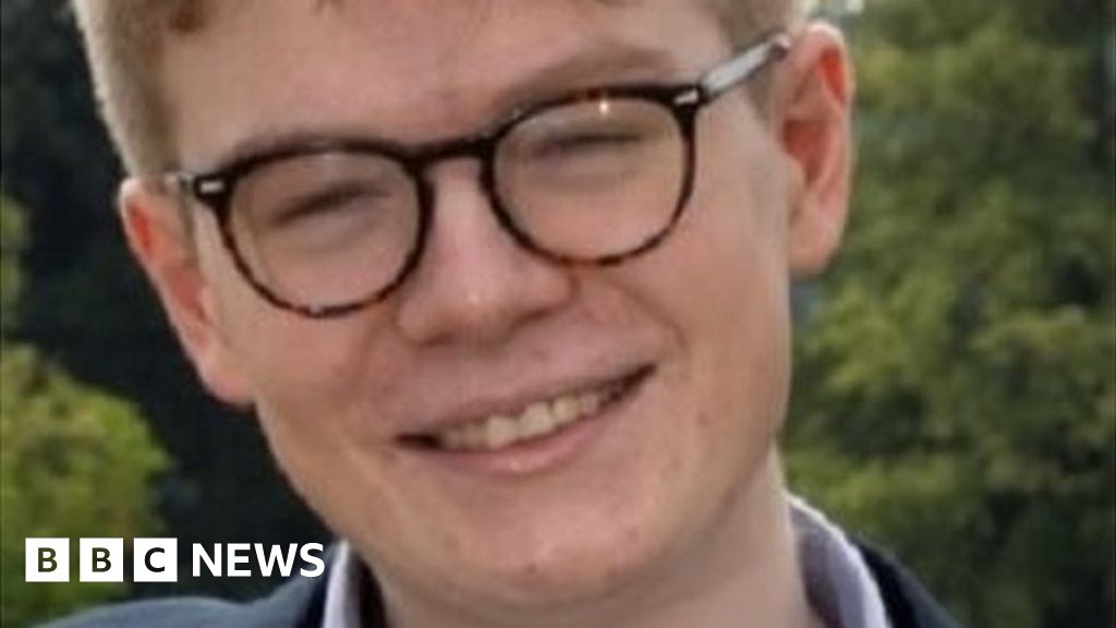 Teenager killed in crash with lorry in Wiltshire is named