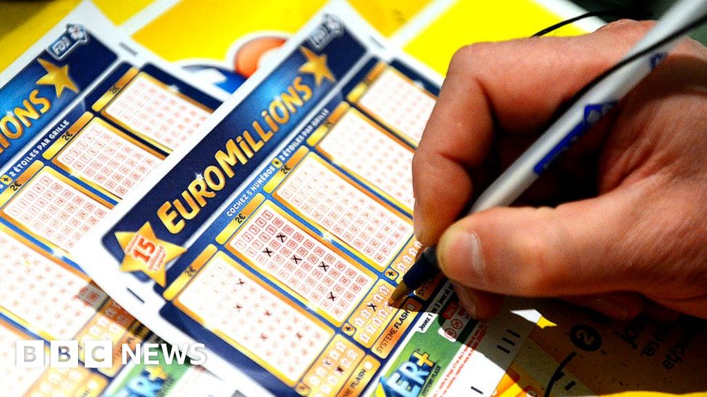 Ayrshire winner stakes claim to £ 57.8m Euromillions jackpot thumbnail