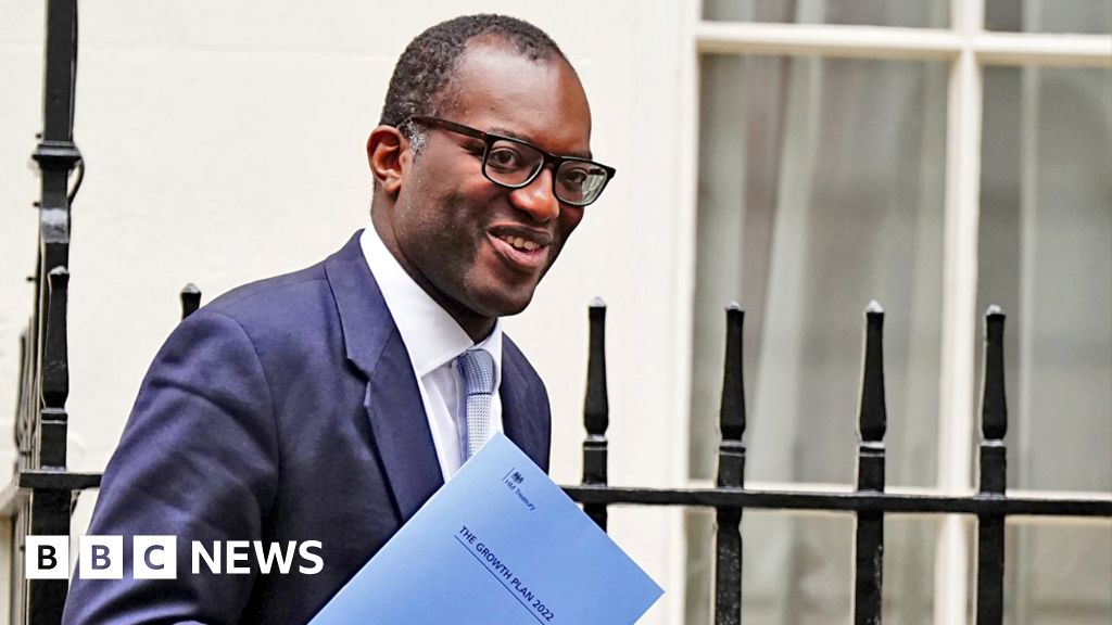 Chancellor Kwasi Kwarteng hails 'new era' as he unveils tax cuts - BBC