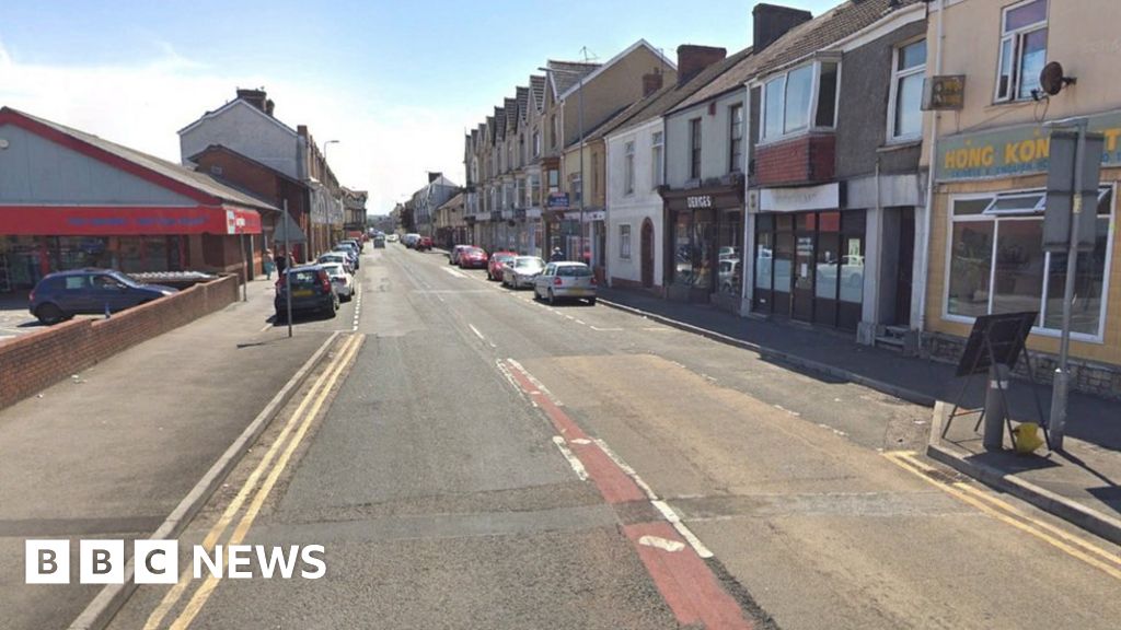 Six men arrested in Llanelli over suspected kidnapping attempt