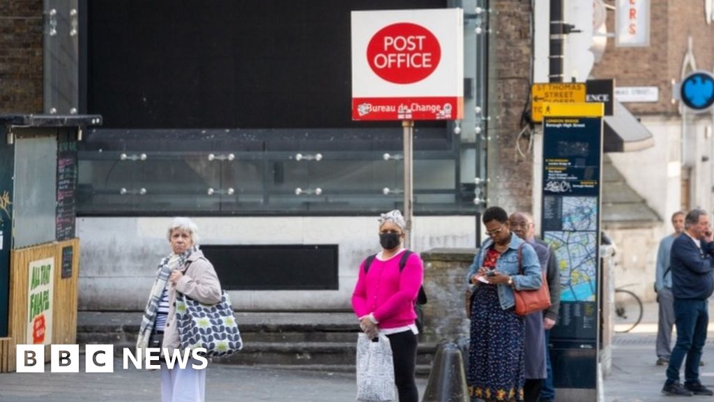 Coronavirus: Post Office ends travel money suspension