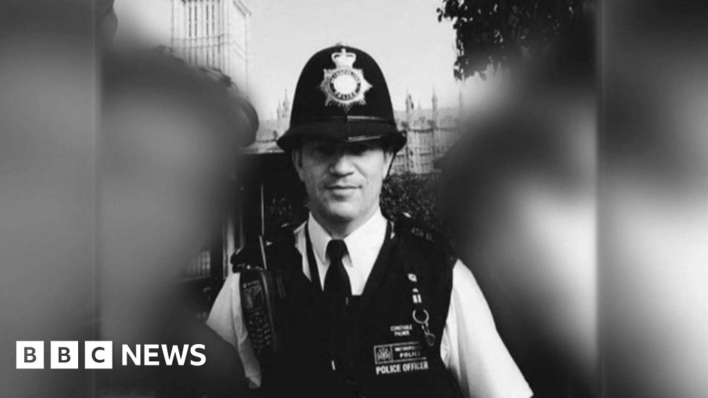 Memorial for murdered PC by end of year