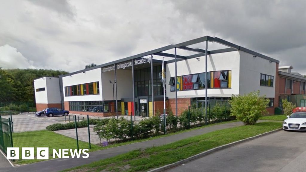 Coronavirus: Teacher, 35, dies 'after contracting virus'