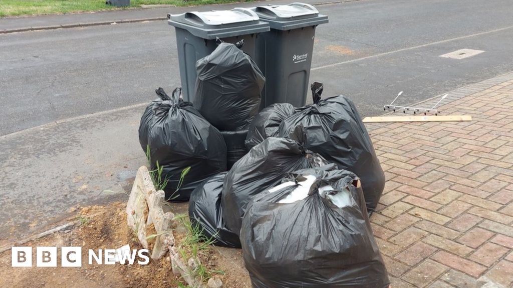 Sandwell bin strikes postponed after talks BBC News