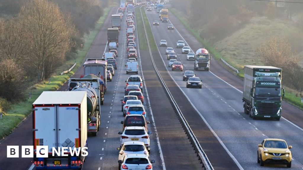 M1 Reopened After Multi-vehicle Crash - BBC News