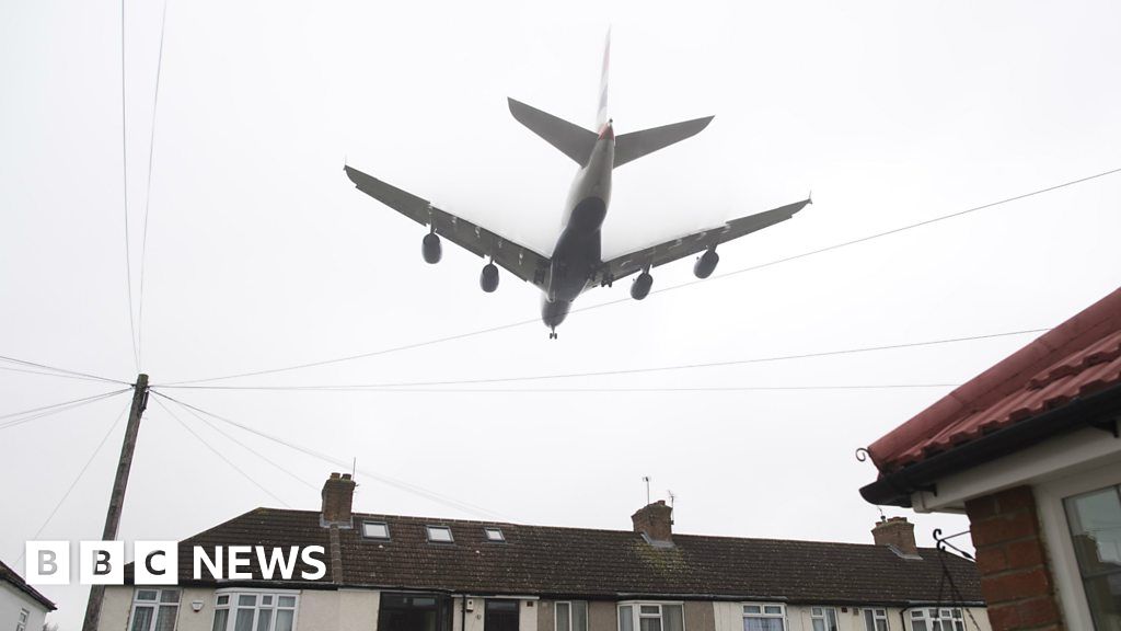 Grayling Heathrow expansion offers 'economic links' BBC News