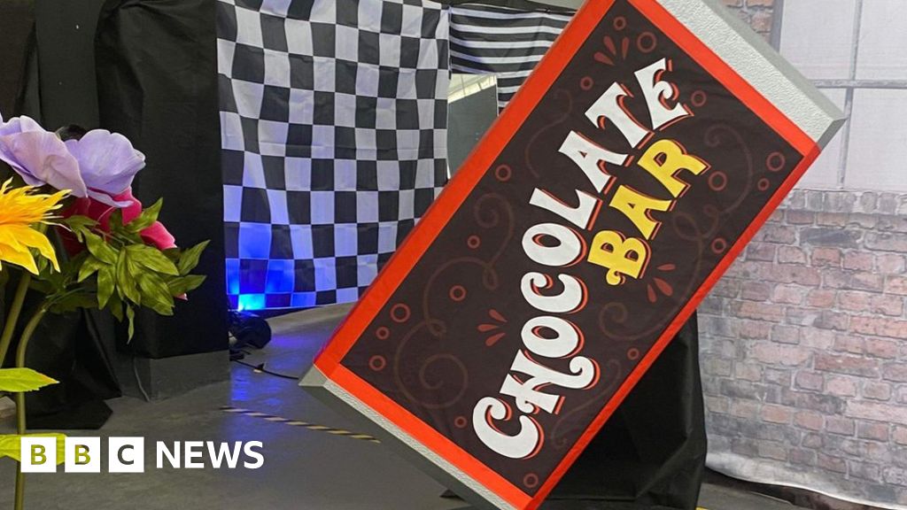 Acara Willy Wonka yang viral di Glasgow telah diubah menjadi musikal