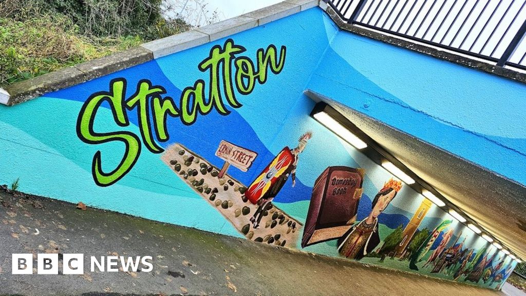 Swindon underpass mural features crocodile and dragons 