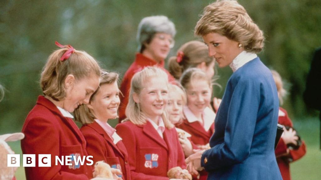 Princess Diana Auction To Sell Furnishings From Prep School Bbc News