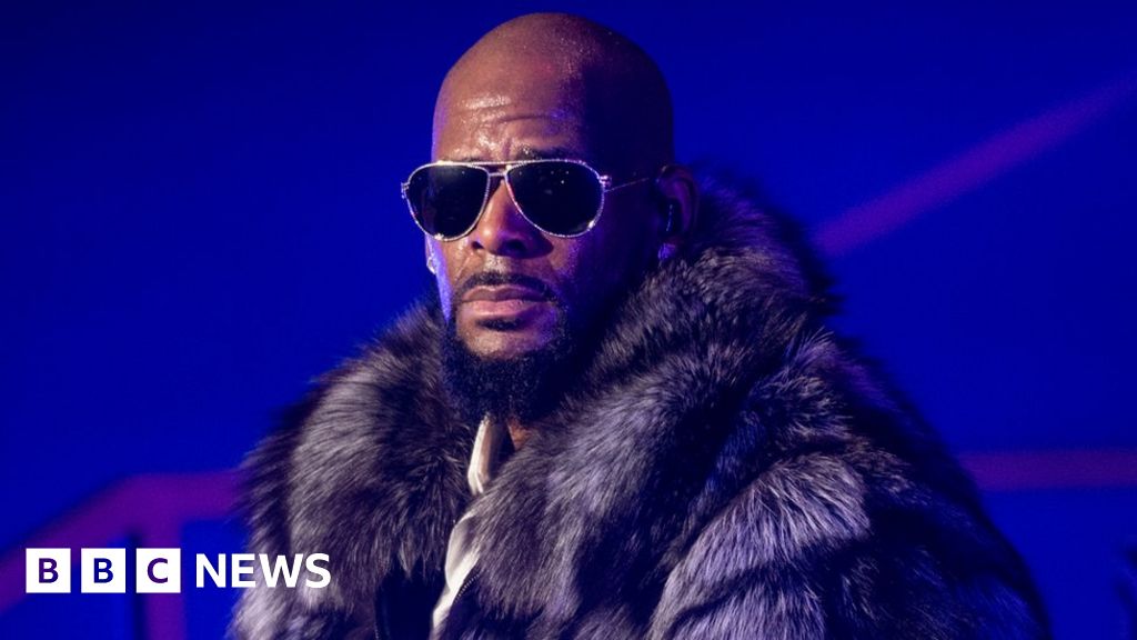 Jay Z Gaga Among Stars Who Turned Down R Kelly Documentary Bbc News