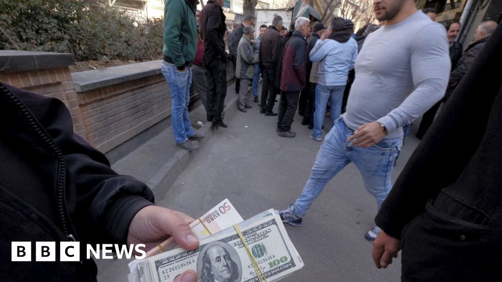Iran nuclear deal: Back in business for now - BBC News