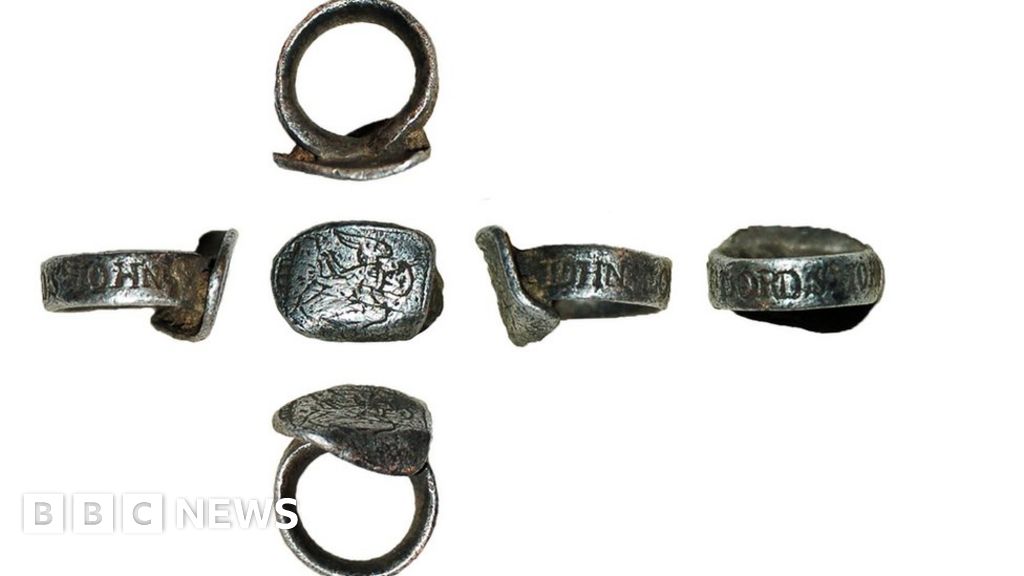 Medieval matrix and Tudor ring belonged to 'higher status' peopl thumbnail