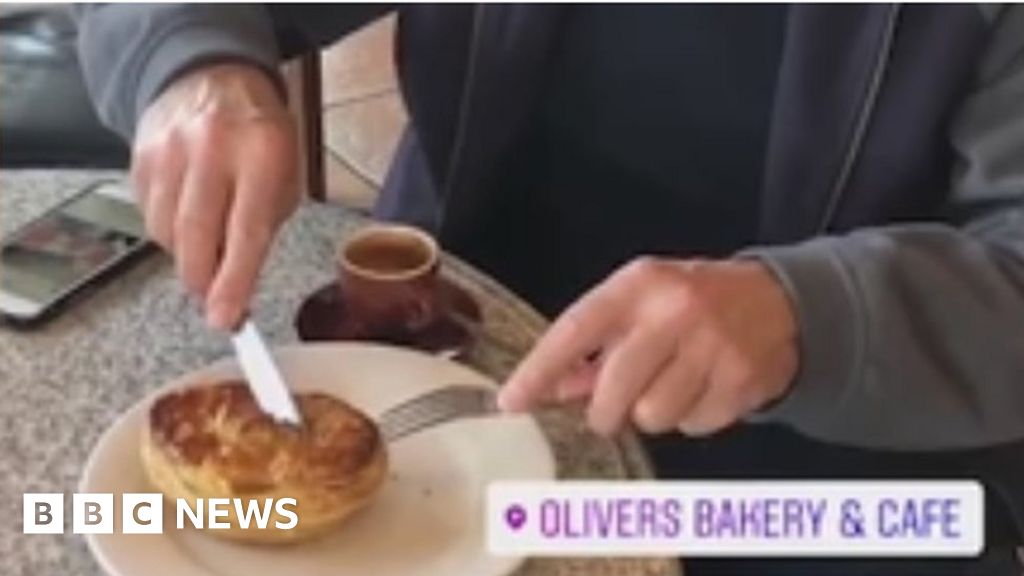 Malcolm Turnbull Why Australians are up in arms about 'piegate' BBC