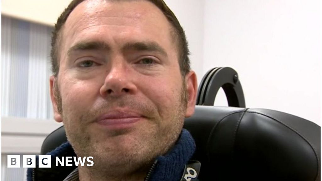 Motor neurone disease man given Yorkshire voice - BBC News