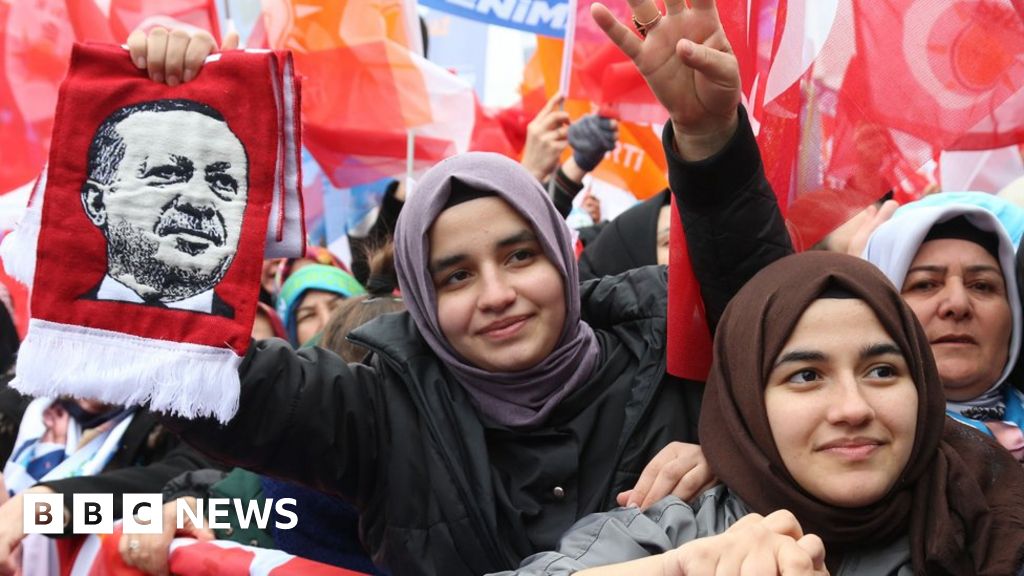 Turecké hlasování: Bitva o vládu Istanbulu se stává klíčem k budoucnosti země