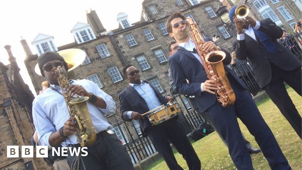 The Edinburgh Jazz and Blues Festival begins BBC News