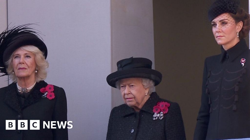 Royal family and political leaders gather for Remembrance Sunday at Cenotaph