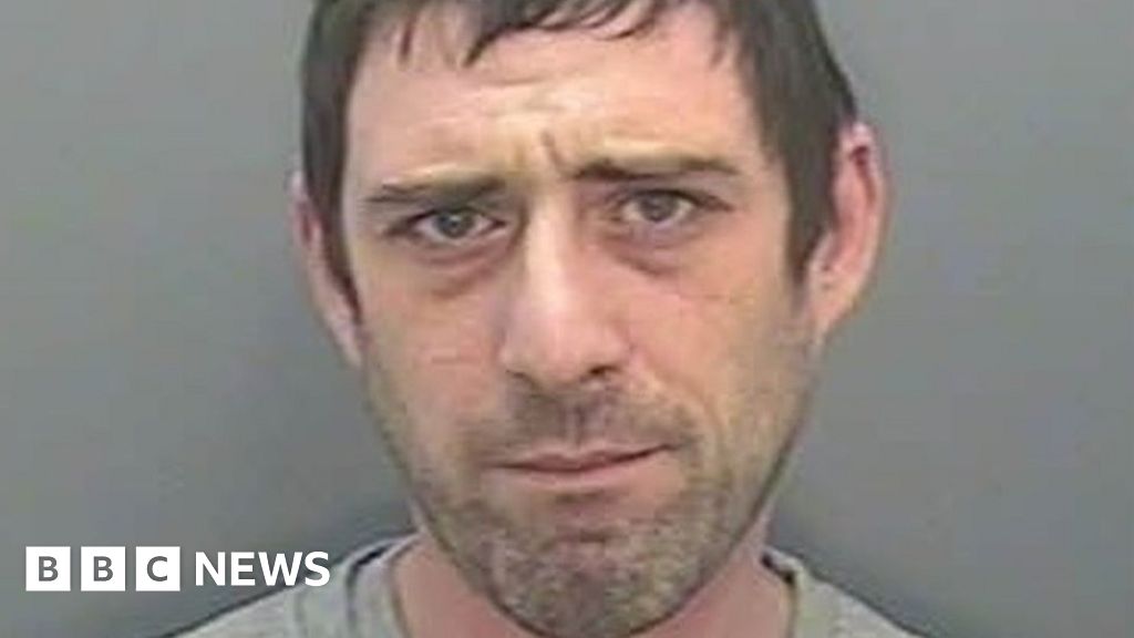 Devon cocaine addict carer beat woman, 77, to death - BBC News