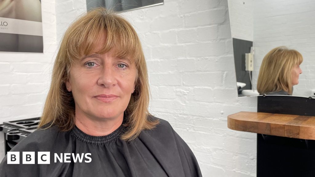 Mid Beds Going private for menopause help 'out of despair' BBC News