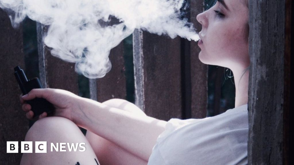 Vaping Call for new Guernsey e cigarette safety laws BBC News