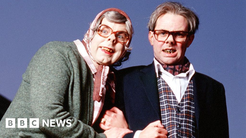 The League of Gentlemen to return to BBC Two - BBC News