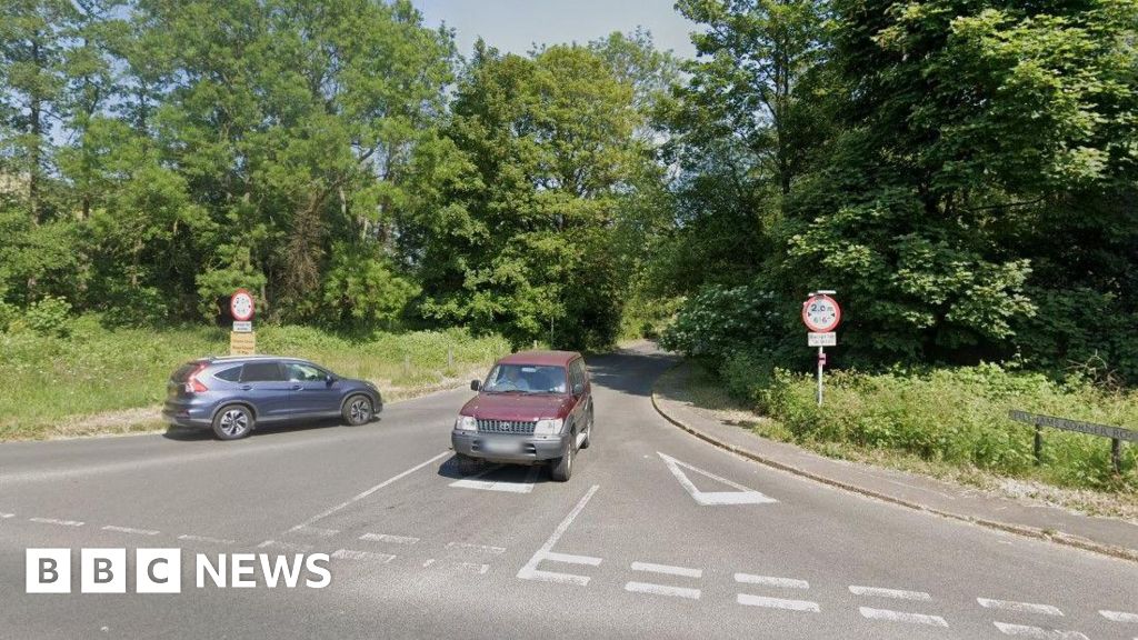 Motorcyclist, 18, Killed In Crash Near Guildford - BBC News