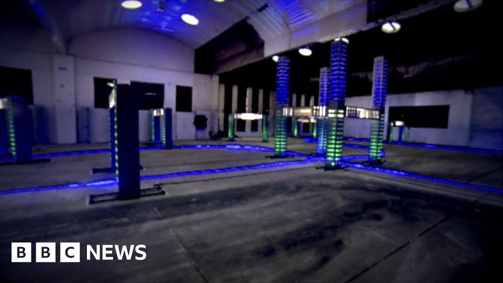 Drone arena opens in Nottingham BBC News