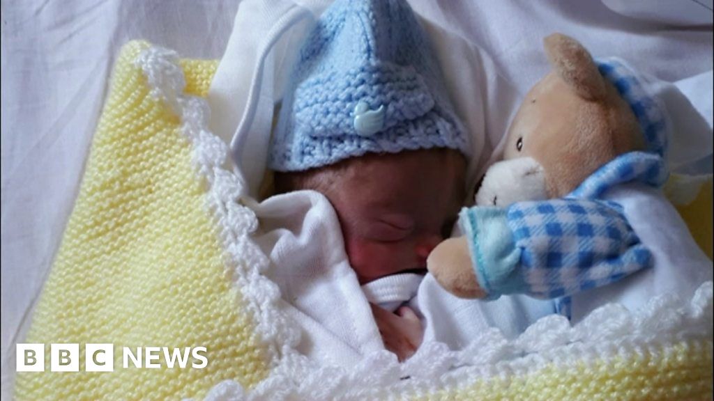 Bereaved Mum Of Premature Baby Supports Other Parents - BBC News