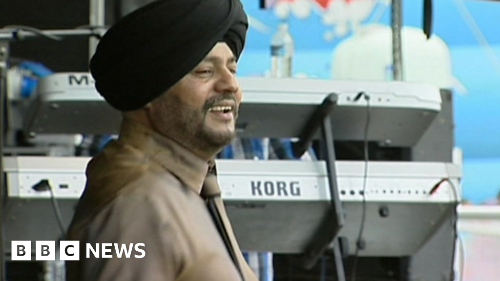 Bhangra star Balwinder Safri dies after recovering from coma