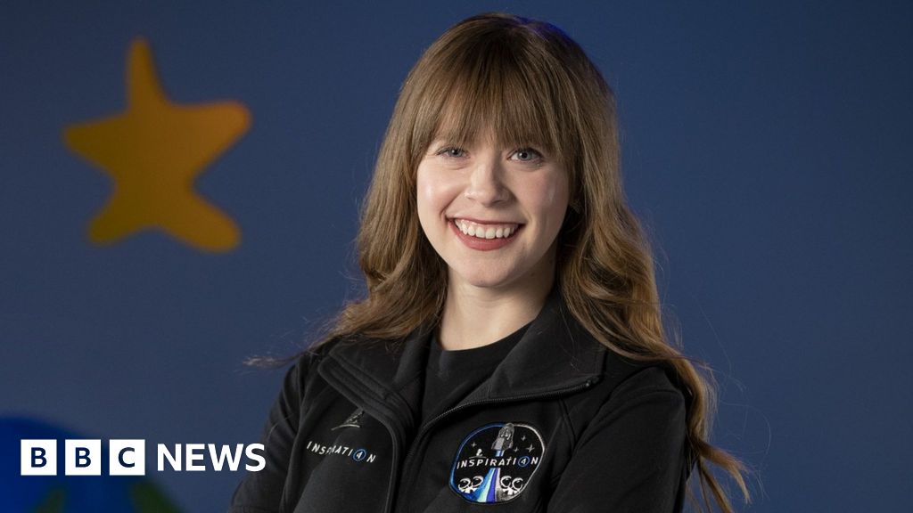 Hayley Arceneaux: Cancer survivor joins first all-civilian space mission -