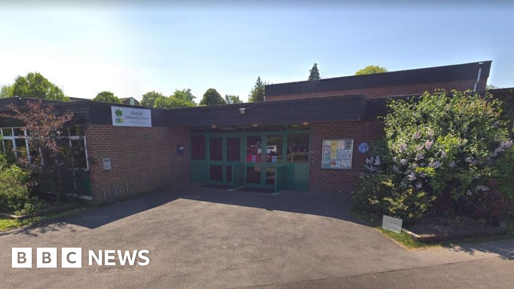 Child seen working Bracknell community centre roof BBC News