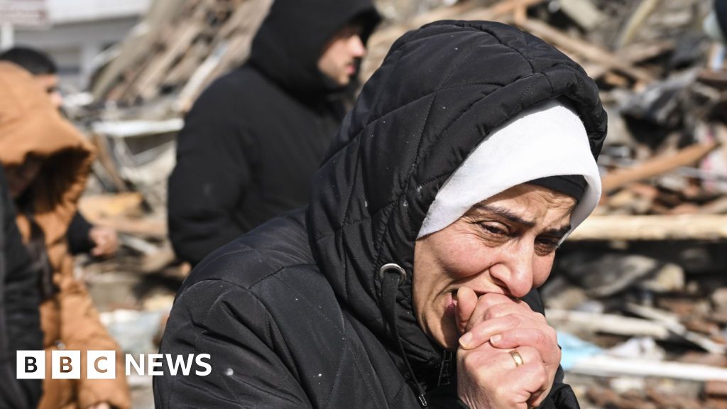 Turkey earthquake: The survivors' choice - danger inside or freezing outside - BBC : The sense of loss is spreading quickly in Turkey, the BBC's Tom Bateman reports from Adana.  | Tranquility 國際社群