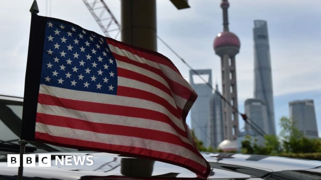 US-China row moves underwater in cable tangle - BBC News