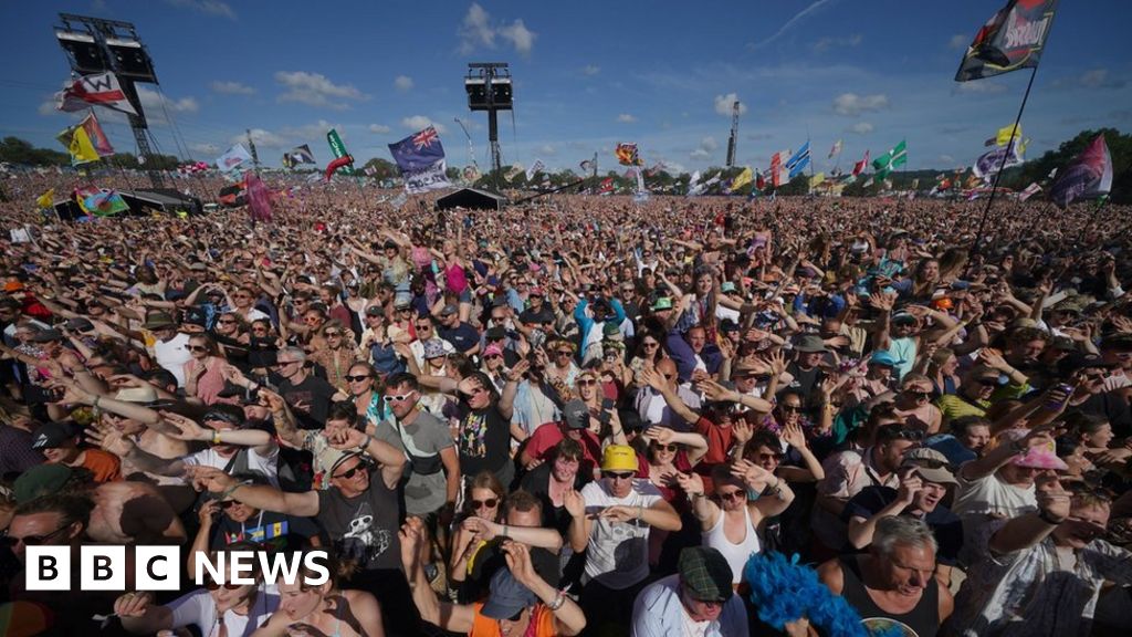 Covid infections jump by half a million in UK, says ONS