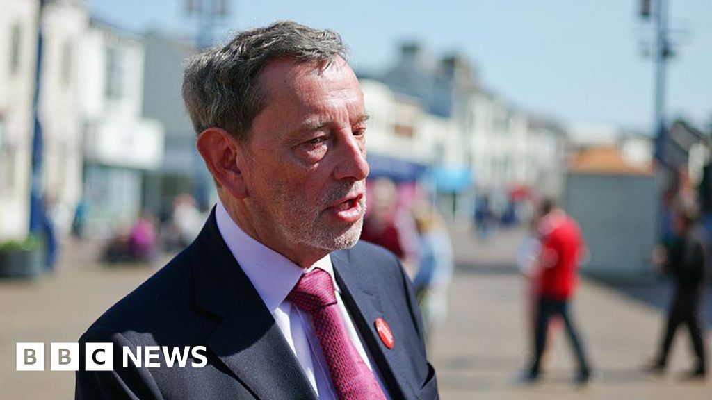 The Papers: Blunkett warns of Labour election defeat