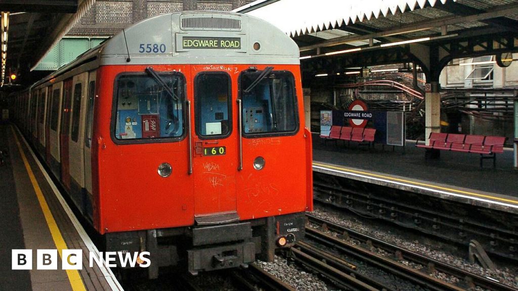Police seek family of man killed on Tube track