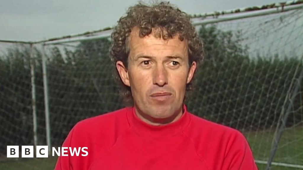Paedophile football coach Barry Bennell dies in prison